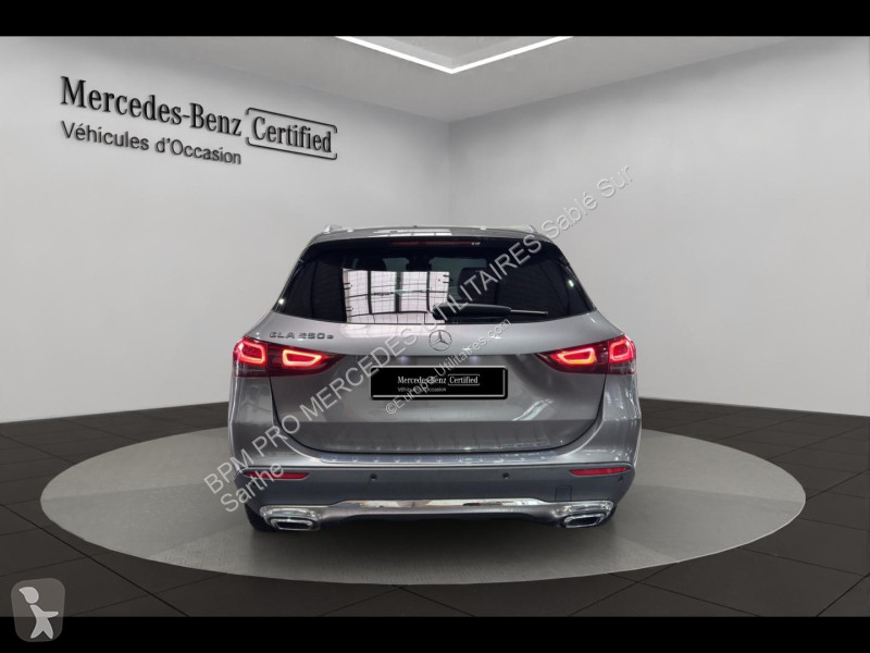 Véhicule utilitaire Mercedes GLA 250 e...