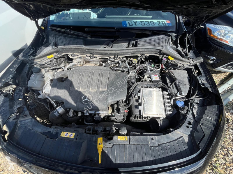 Véhicule utilitaire Mercedes GLA 200d CDi 150...