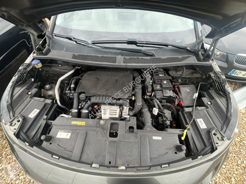 Užitkové vozidlo Peugeot II 1.2 PureTech 130 /...
