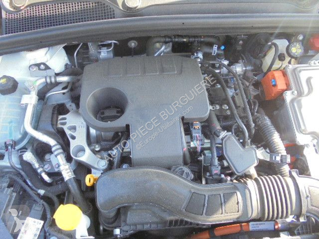 Véhicule utilitaire Renault 1.6 E-Tech 145...