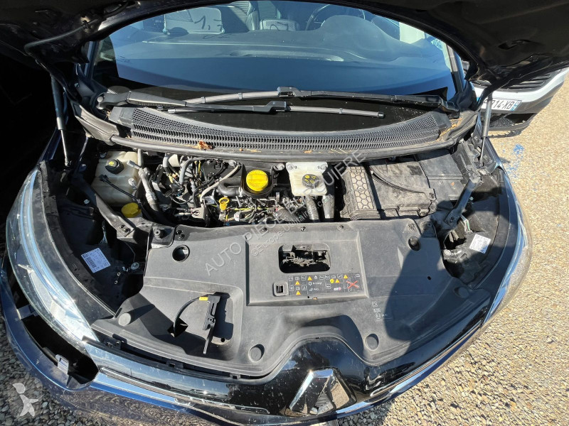 Véhicule utilitaire Renault RENAULT Scénic IV...