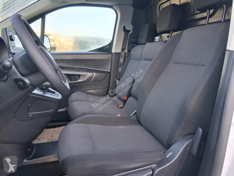 Véhicule utilitaire Fiat III