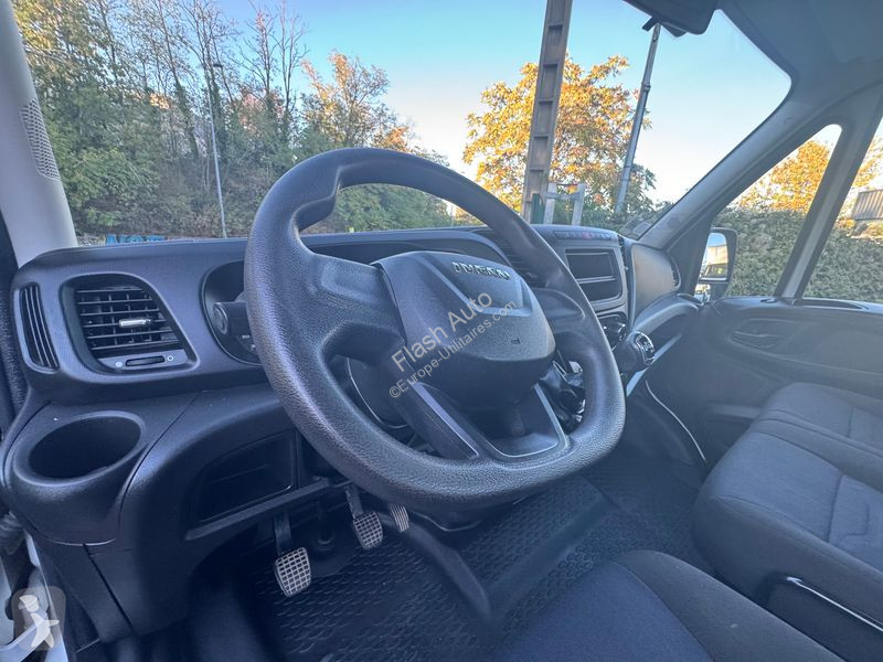 Véhicule utilitaire Iveco DAILY  35C12 BENNE &...