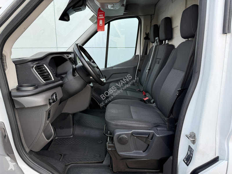 Véhicule utilitaire Ford e 68kWh 184PK E-