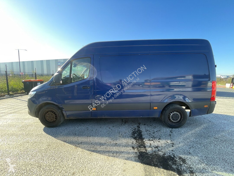 Véhicule utilitaire Mercedes 311 CDI