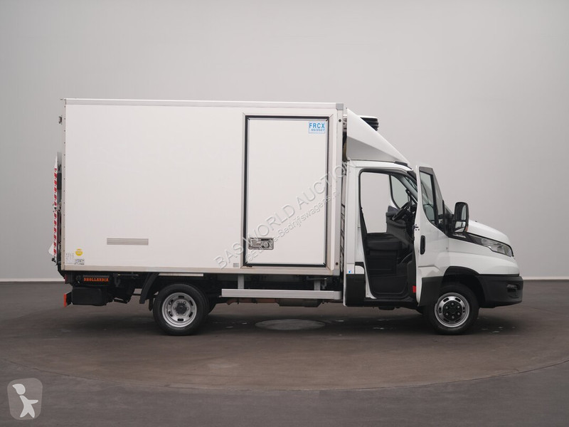 Véhicule utilitaire Iveco 35C14