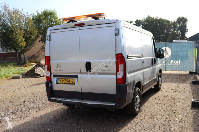 Véhicule utilitaire Citroën 4x4