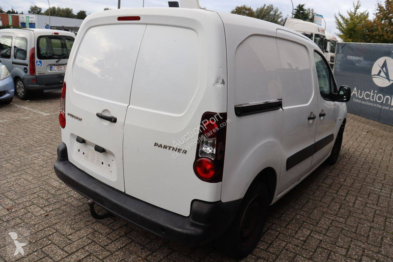 Véhicule utilitaire Peugeot