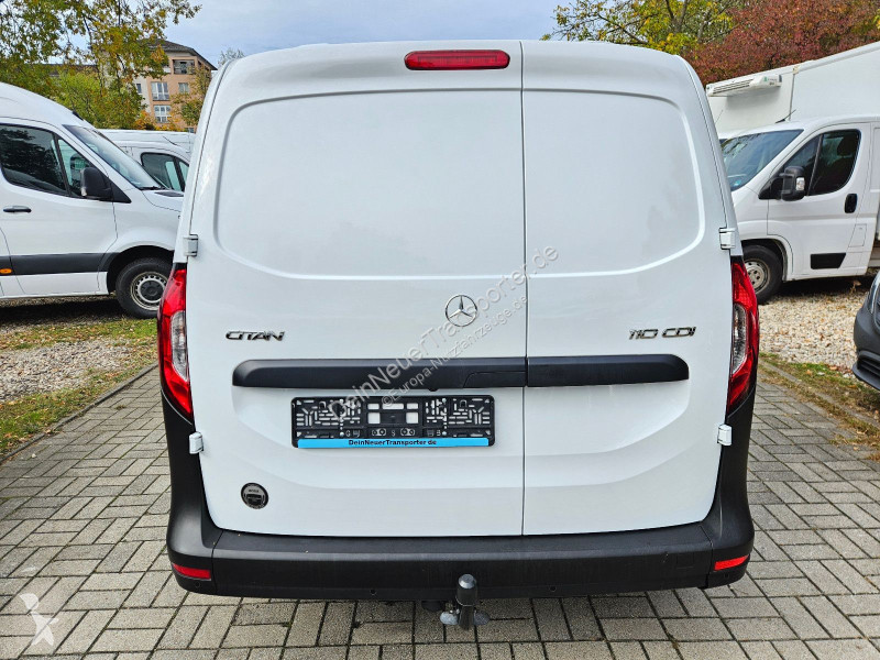 Véhicule utilitaire Mercedes 110 CDI...