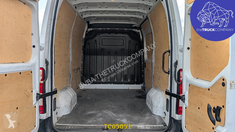 Véhicule utilitaire Renault L1H2 135.35