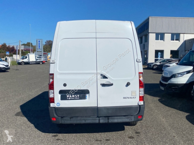 Véhicule utilitaire Renault F3300 L2H2 2.3 Blue...