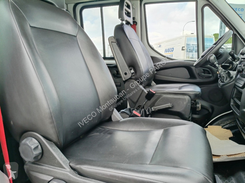 Véhicule utilitaire Iveco 35C16H3.0 D...