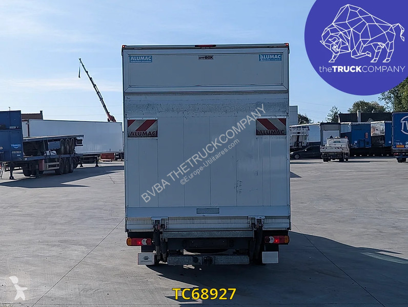 Véhicule utilitaire Renault 2.3 DCI KOFFER MET...