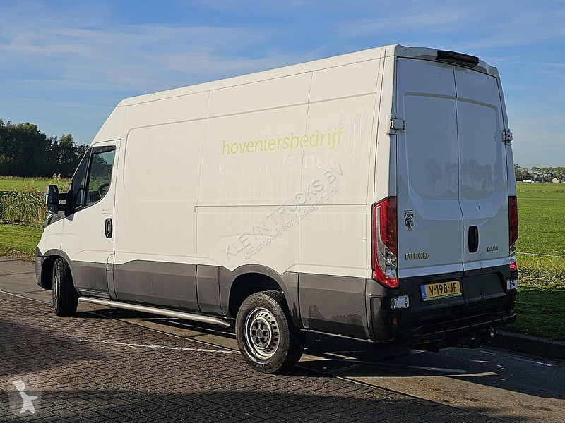 Véhicule utilitaire Iveco 35S13 L2H2 ac...