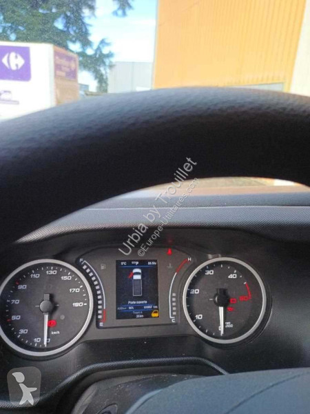 Véhicule utilitaire Iveco FRIGO 12M3 160 CV RJ...