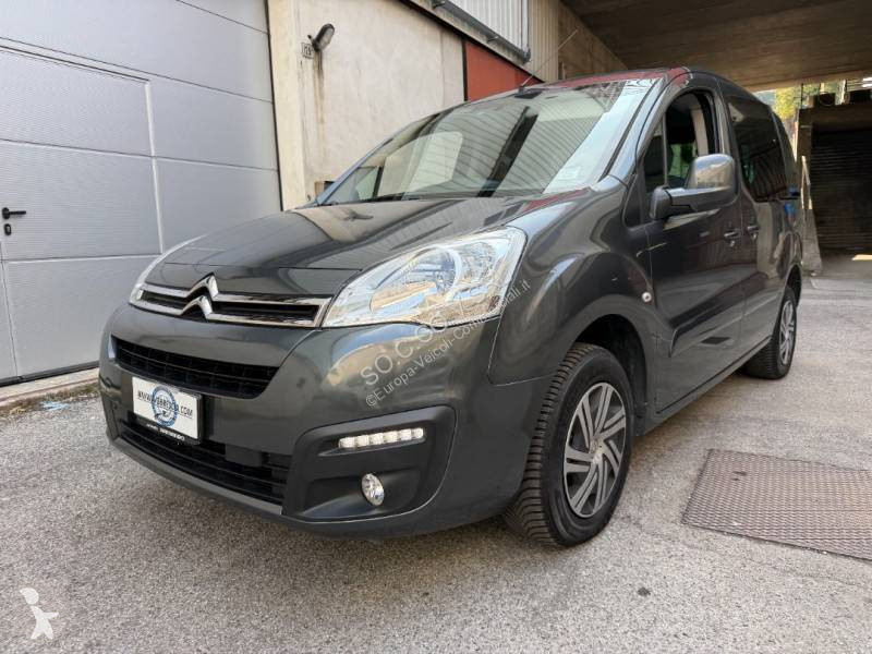 Véhicule utilitaire Citroën 1.6 HDI 100