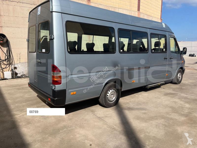 Mercedes  van