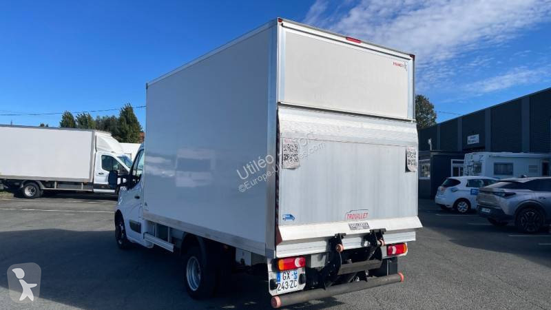 Nissan  van