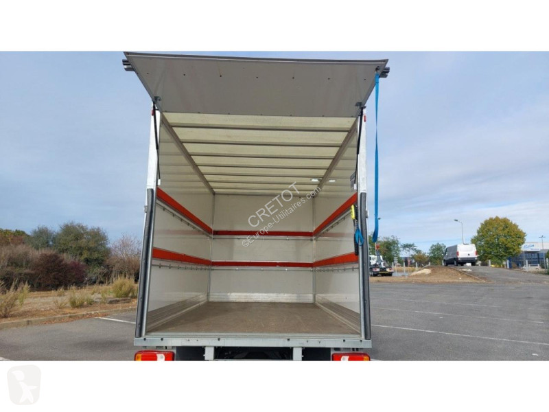 Užitkové vozidlo Iveco DAILY 35C16 3L Caisse 20...