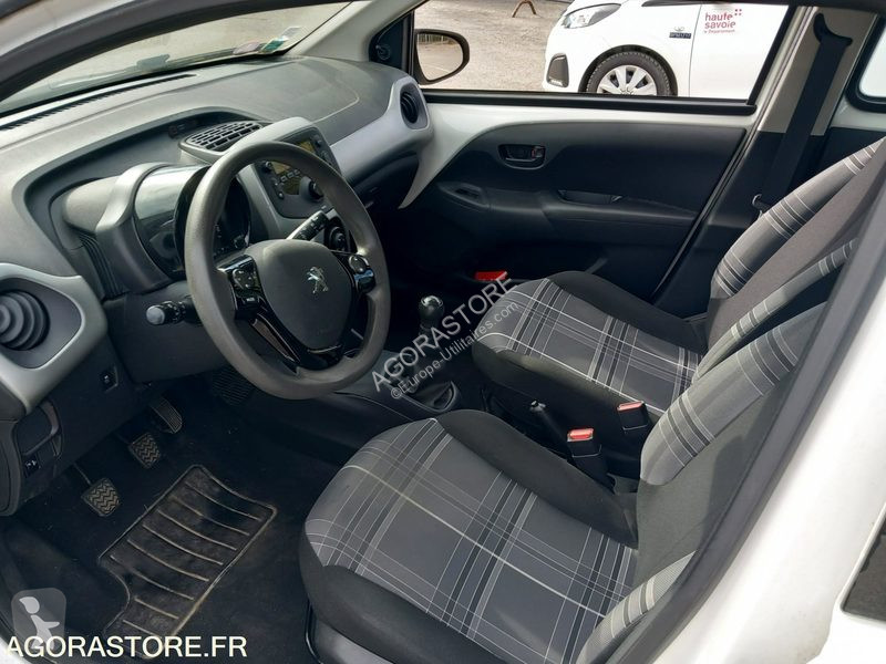 Peugeot 108 van