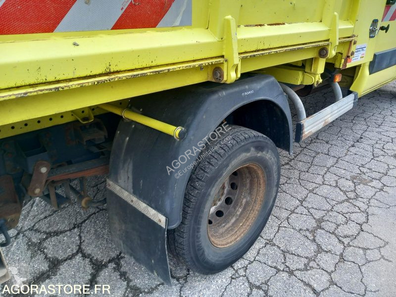 Iveco 65C18 van