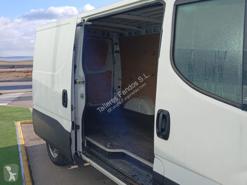 Furgoneta Iveco 35S16V