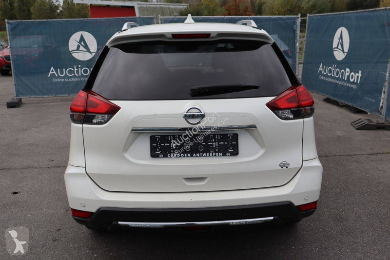Nissan  van