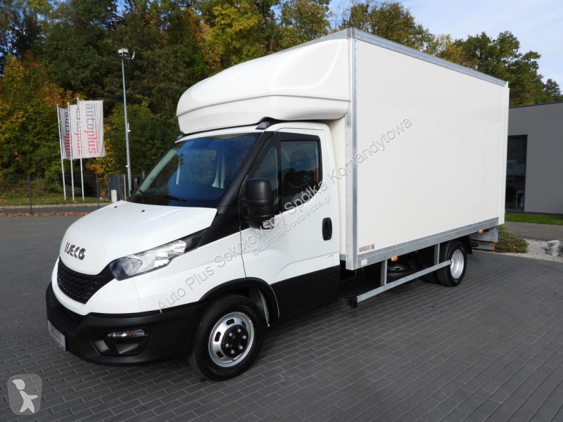 Iveco 35C16 DAILY van