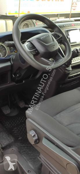 Iveco 35C18 van