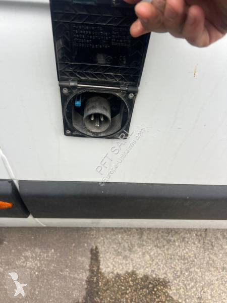 Nissan  van