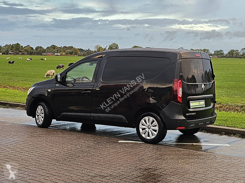 Užitkové vozidlo Renault 1.5 ac carplay EURO6...
