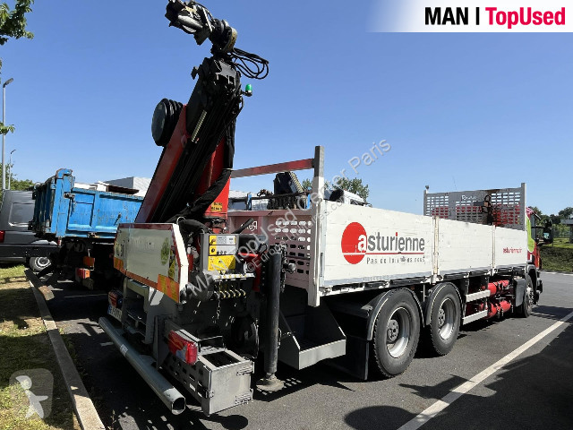 Scania Porteur SCANIA PLATEAU GRUE van