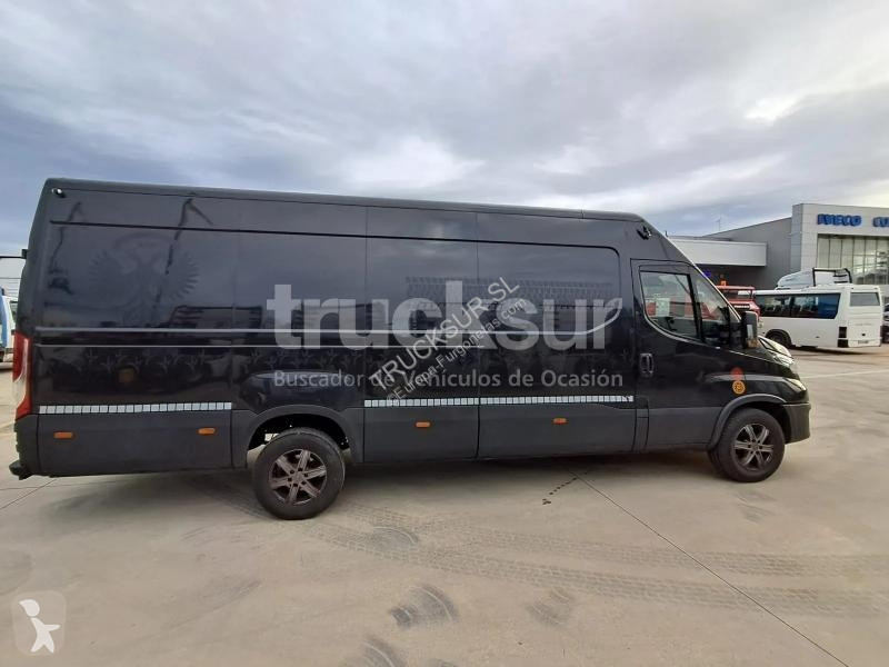 Furgoneta Iveco DAILY 35S18 16M3