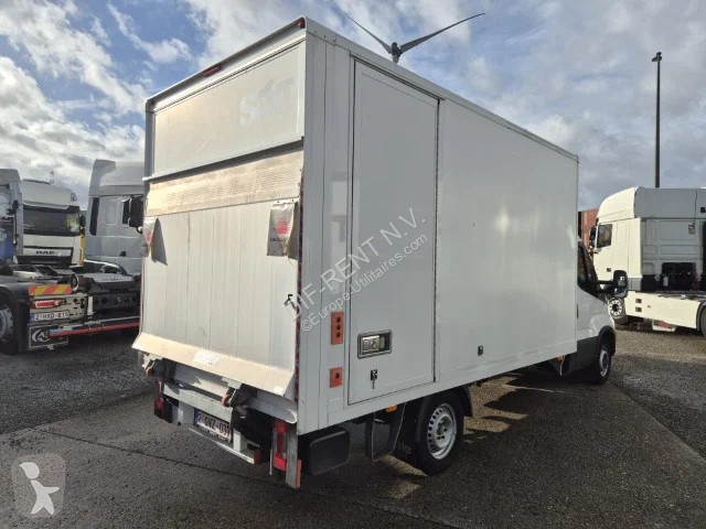 Iveco 35 S 14 A8 van