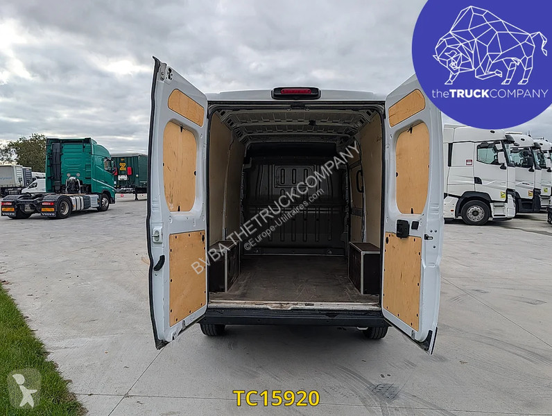 Peugeot 160cv L2H2 BV AUTO van