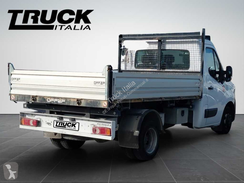 Renault III 35 RWD 2019 - master T35 traz.post....