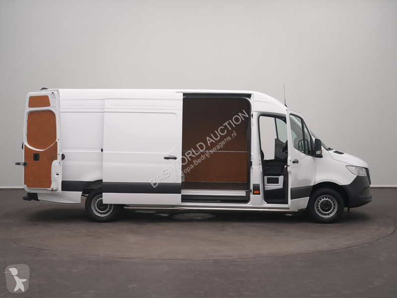 Mercedes 315 CDI van