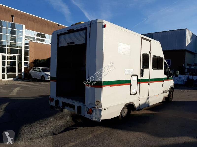 Užitkové vozidlo Renault 2.5 DCI 120