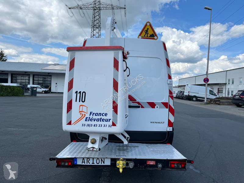 عربة نفعية Renault L2H2...