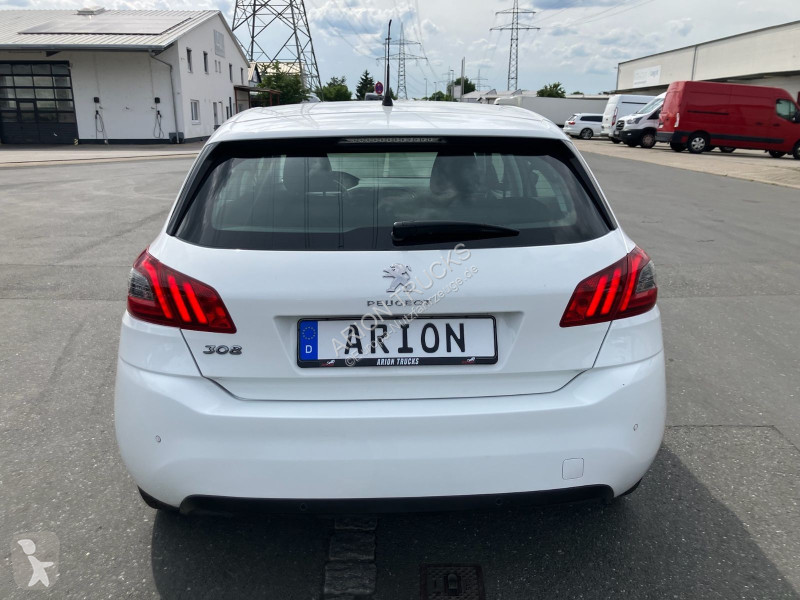 عربة نفعية Peugeot BlueHDi 100...