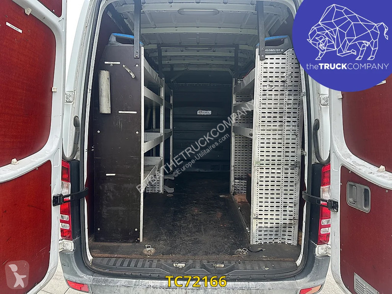 Mercedes 313 37s van