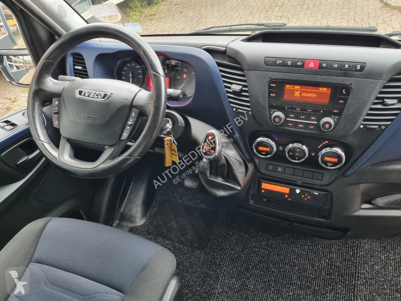 Furgoneta Iveco 65C18 3.0D Open Laadbak 6M...