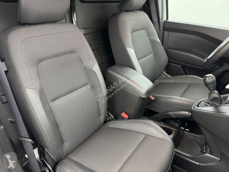 Renault L1 1.3 TCE 100 Grand Confort van