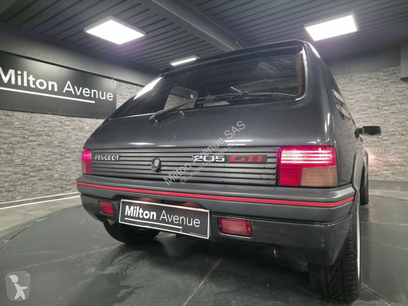 Bedrijfswagen Peugeot 205 GTi 1.9 1.9i - 122...