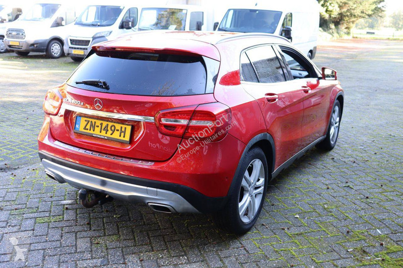 Bedrijfswagen Mercedes D GLA