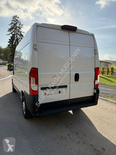 Furgoneta Peugeot 2.2 BLUEHDI S&S 120CH ASPHALT