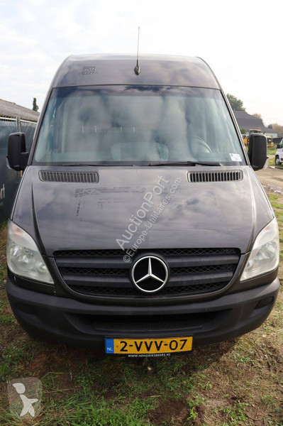 Véhicule utilitaire Mercedes