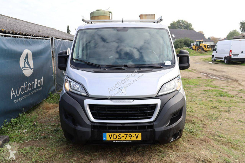 Furgoneta Peugeot