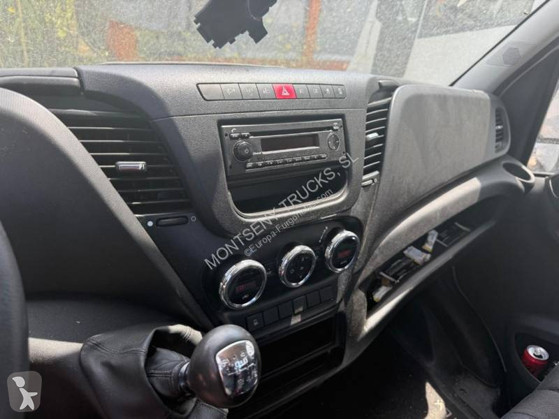 Furgoneta Iveco 35S16