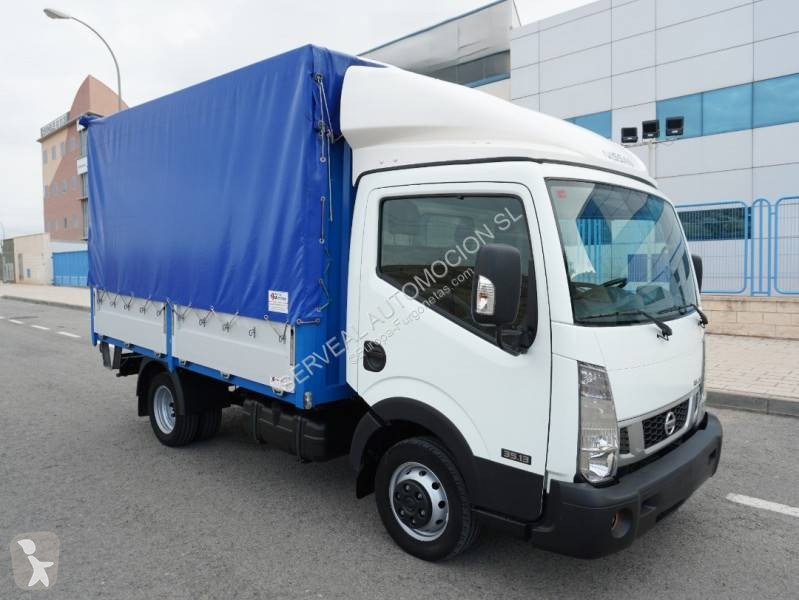 Nissan 35.13 Transporter